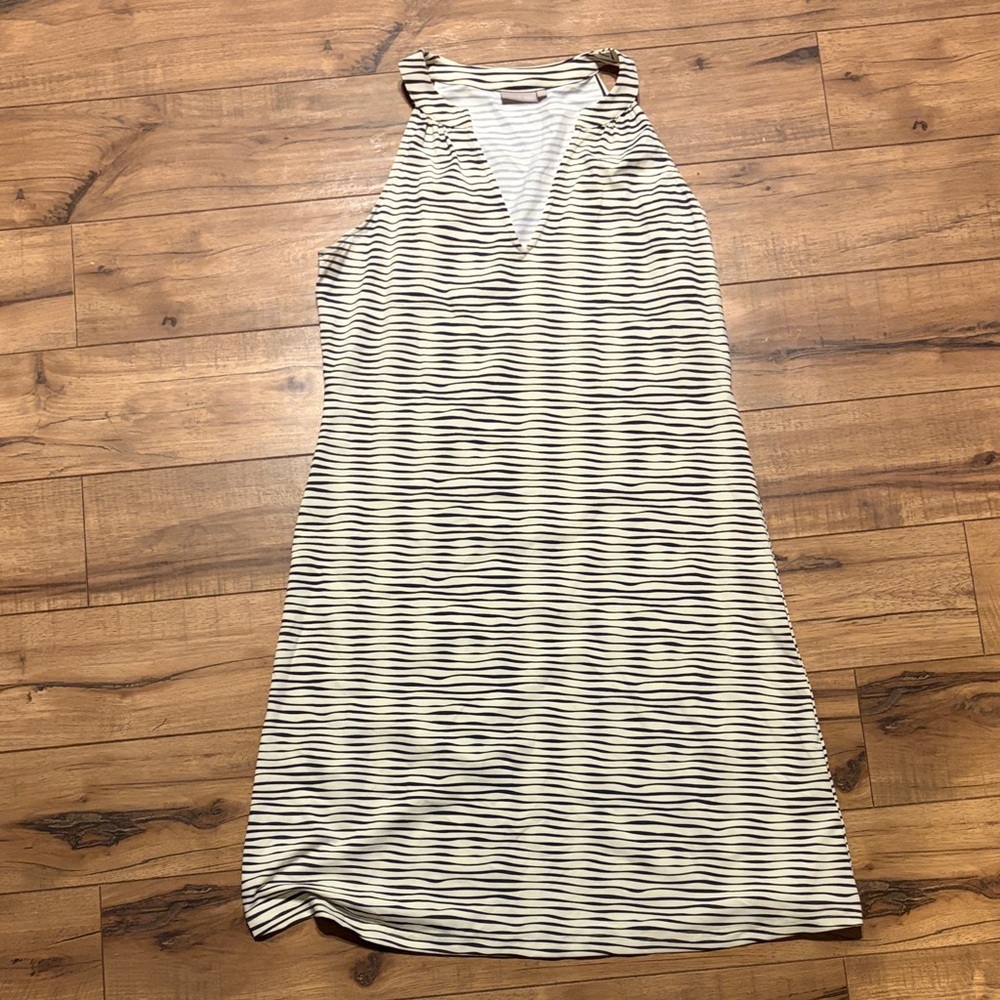 Chic Striped Backless Dress